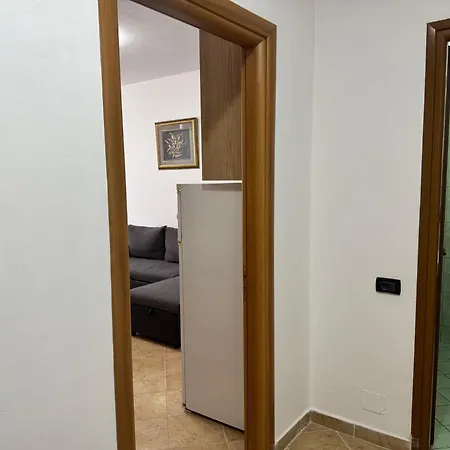 Orkidea 2 Apartmán Golem (Tirana)